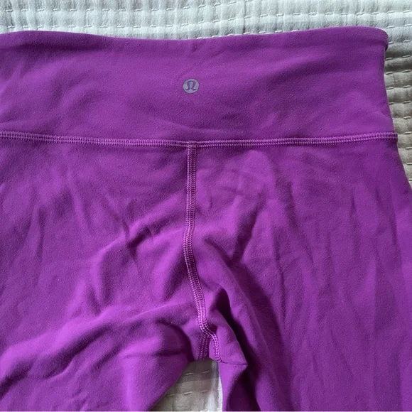 Lululemon athletica Vibrant Purple and Black Reversible Leggings - Picture 6 of 10